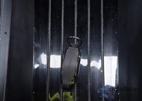 2015 Tesla Model S 70D/85D/P85D z USA, uszkodzony, nr VIN 5YJSA1E28FF109175